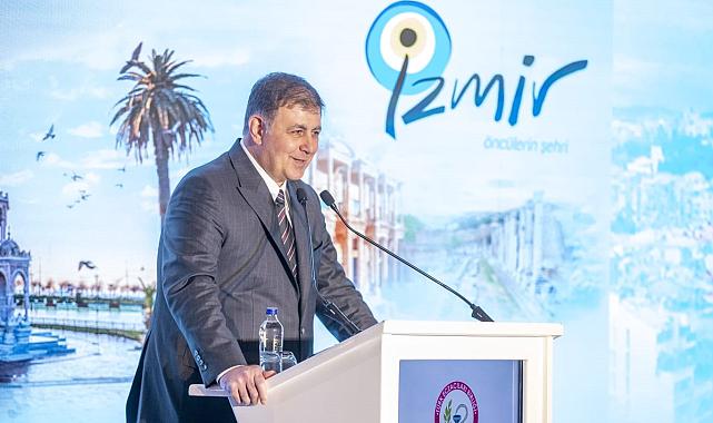 İzmir Büyükşehir Belediyesi Başkanı Cemil Tugay: &quot;Maalesef Sağlık Sistemimiz Hasta&quot;