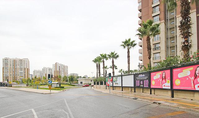 İzmir&#039;de Reklam İhalesinde Usulsüzlük İddiası!