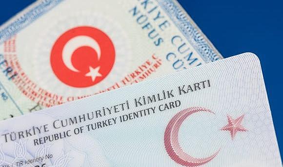Kimliğini değiştirmeyenlere kötü haber! Bu kurumda artık işlem yapamayacaksınız