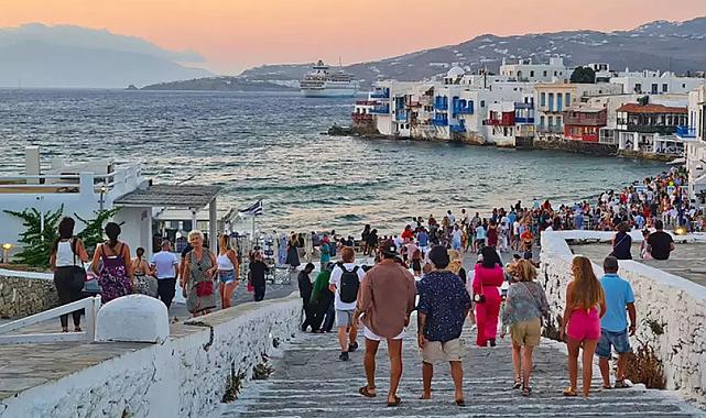 Türkler akın etmişti; Yunanistan'dan kapıda vize kararı! Hükümet çalışmalara başladı