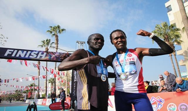 6. Uluslararası Mersin Maratonu: &#039;Türkiye Maratonlar Rekoru&#039; kırıldı