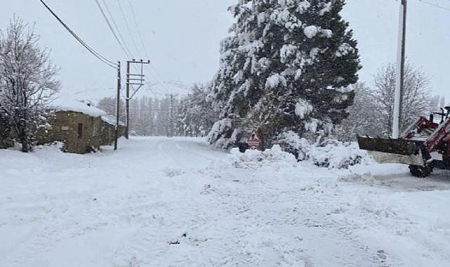 Afyonkarahisar&#039;da eğitime kar engeli