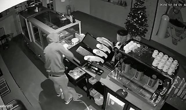 Alsancak faresi kıskıvrak yakalandı : Laptop, tipbox, termos, şemsiye, ne bulduysa çalmış