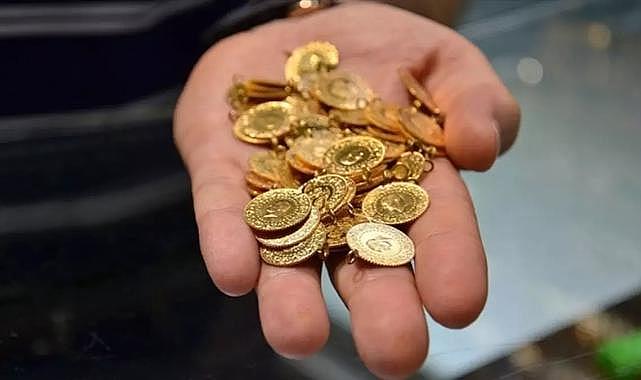 Altın yeni rekor kırmak için kritik veriyi bekliyor