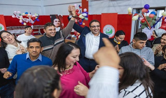 Balçova’da engelsiz yeni yıl kutlaması