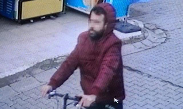 Bayraklı&#039;da genç kadın güpegündüz bisikletli sapığın tacizine uğradı