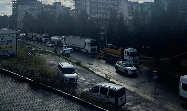 Buca&#039;da Bir Öğrencinin Hayatını Kaybeden Korkunç Kazaya Tırlar mı Sebep Oldu?