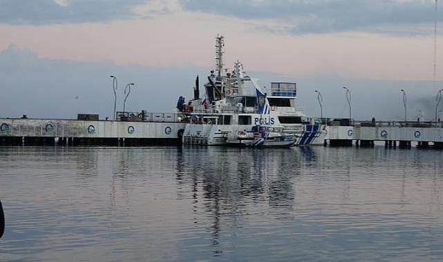 Çanakkale Boğazı sis nedeniyle transit gemi geçişlerine kapatıldı