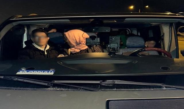 Çanakkale’de 15 kaçak yakalandı, 1 göçmen taciri tutuklandı