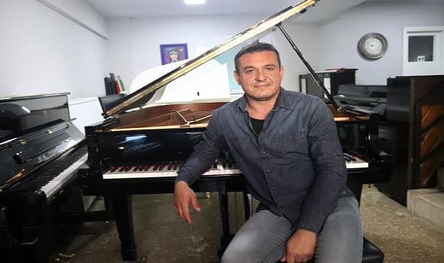 &#039;Çorba&#039; videosu ile fenomen olmuştu, sayılı piyano ustalarından çıktı