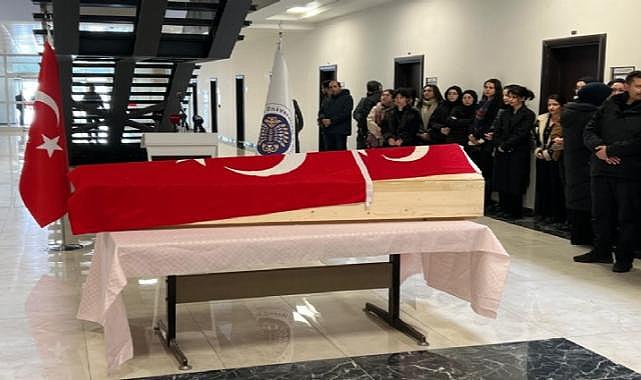 Erzurum&#039;da başına buz kütlesi düşen genç yaşam savaşını kaybetti