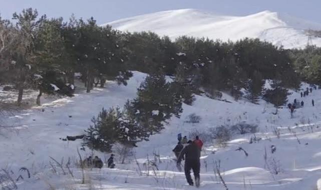 Erzurum Palandöken Kayak Merkezi’ne çığ düştü: Bölgeye çok sayıda ekip sevk edildi