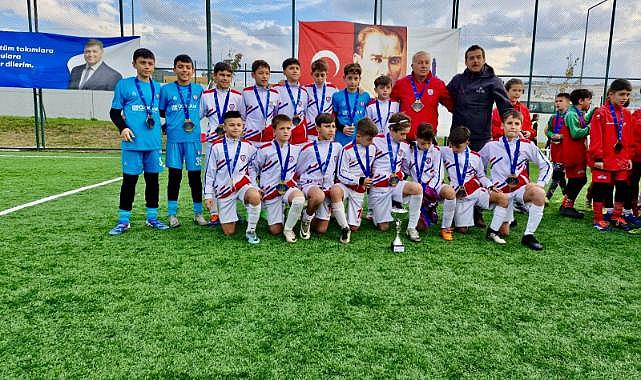 Geleceğin yıldızlarından örnek mücadele