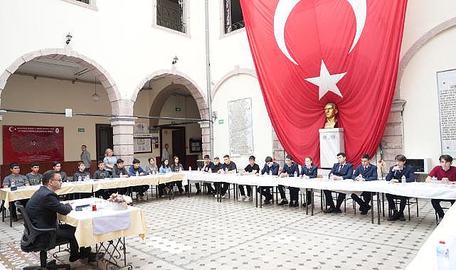 "Gençlik Söyleşileri" Programında Meslek Lisesi Öğrenciler