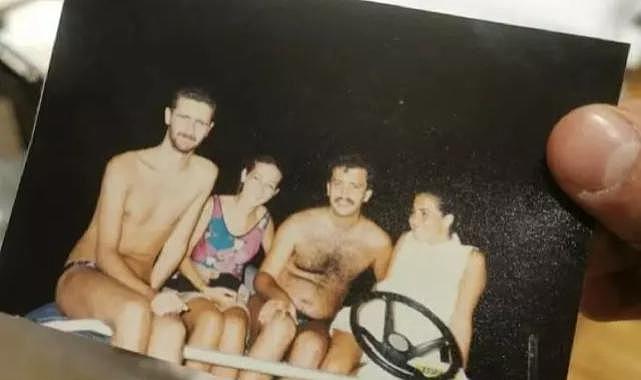 HTŞ, Esad&#039;ın mayolu fotoğraflarını paylaştı