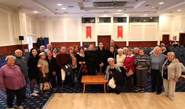 Huzurevinde ‘müzik’ şöleni