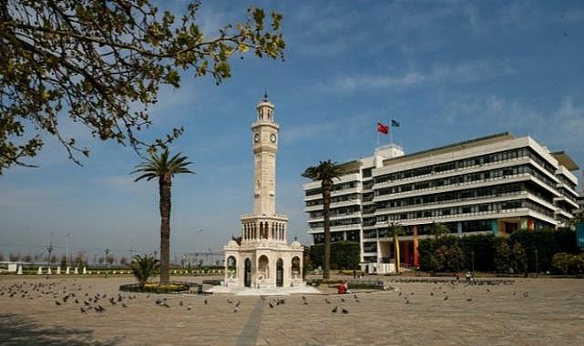 İzmir&#039;de yeni yıl tedbirleri: Sabaha kadar 15 bin 124 personel görev yapacak