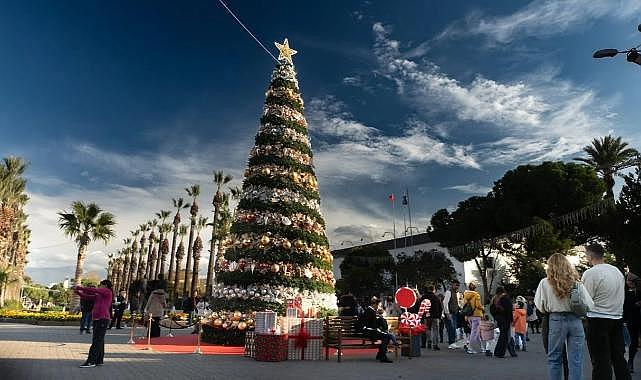 İzmir yeni yıla coşkuyla girecek
