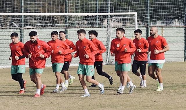 Karşıyaka’da oyuncular alacakları için TFF’ye başvuruyor
