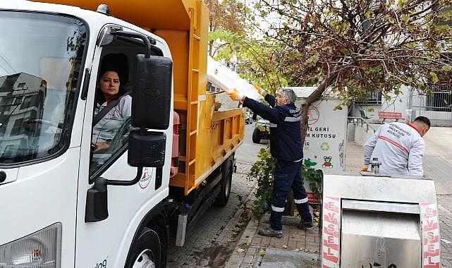 Karşıyaka’da temizlik seferberliği sürüyor