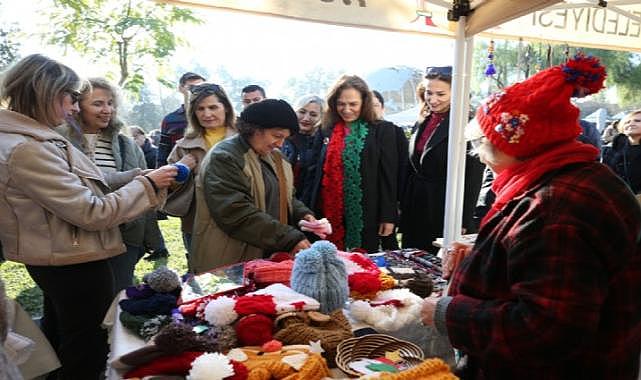 Karşıyaka’da ‘Yeni Yıl Pazarı’na coşkulu açılış