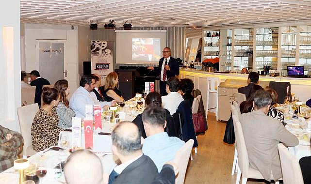 KESİAD’a konuk olan Cem Seymen: “Cumhuriyeti kuran neslimize sorumluluğumuz var, umutsuz olamayız”  “Çıkışımız tarım, teknoloji ve eğitimde”