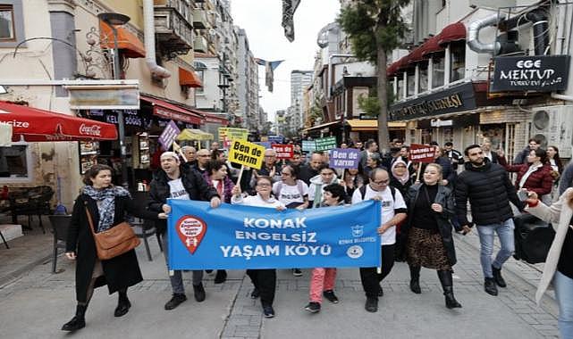 Konak’tan Engelliler Günü’nde farkındalık yürüyüşü