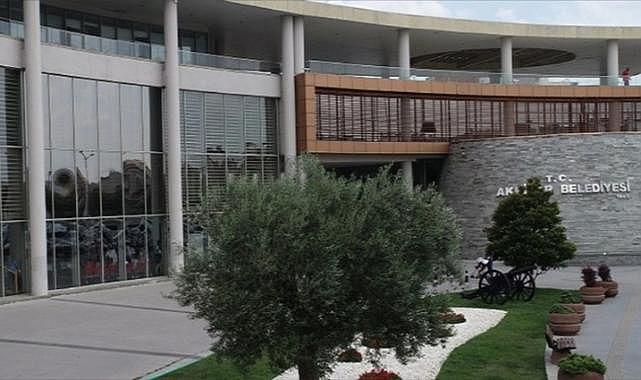 Manisa’da belediyeden 1 milyon 300 bin metrekare kamu alanı zeytinlik satışı