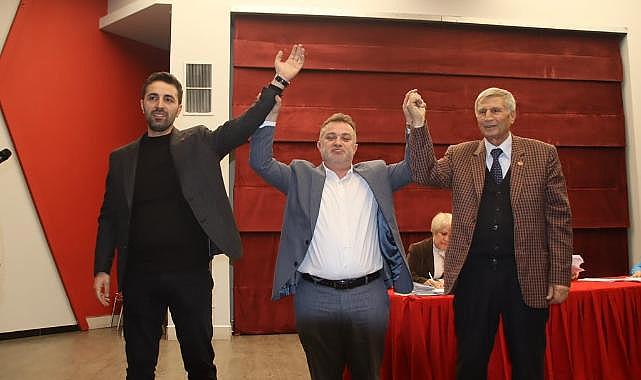 Manisa Gazeteciler Cemiyeti’nin yeni başkanı Önder Aydın oldu