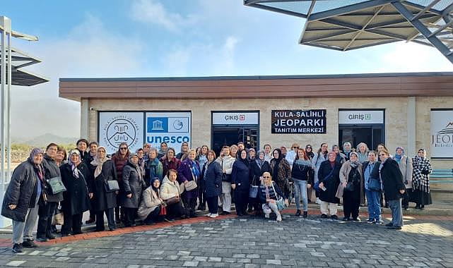 Manisalı Kadınlar Kula’nın Tarihi ve Doğal Güzellikleriyle Buluştu