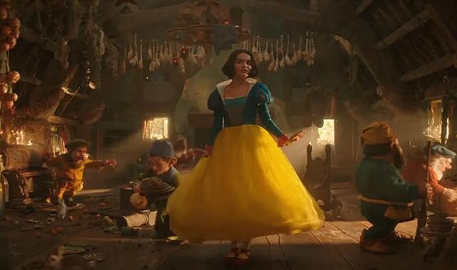 Yeni Snow White filminden ilk fragman geldi