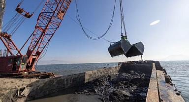 60 bin ton çamur çıkarıldı