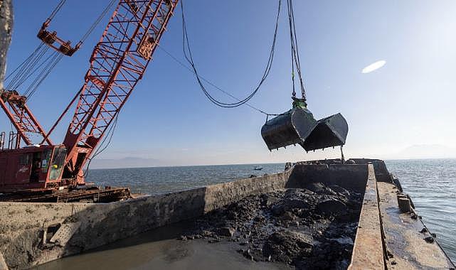 60 bin ton çamur çıkarıldı