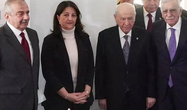 Ahmet Türk görüşmede MHP lideri Bahçeli&#039;ye kehribar tespih hediye etti