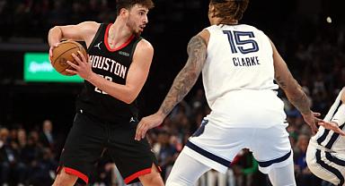 Alperen Şengün'e rakibinden İzmir Marşı jesti