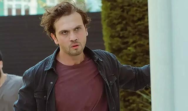 Aras Bulut İynemli&#039;nin acı kaybı: Babası Cengiz İynemli&#039;yi kaybetti