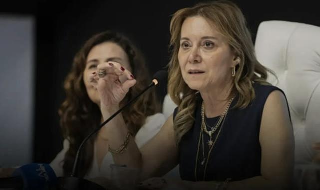 Başkan Mutlu’dan yeni yılın ilk icraatı: 850 kilometreden müdür getirdi!