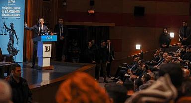 Başlık: Özgür Özel’den Ekrem İmamoğlu Açıklaması: "Adayımız Hazır, İmamoğlu’nun Adı Her Toplantıda Geçiyor"