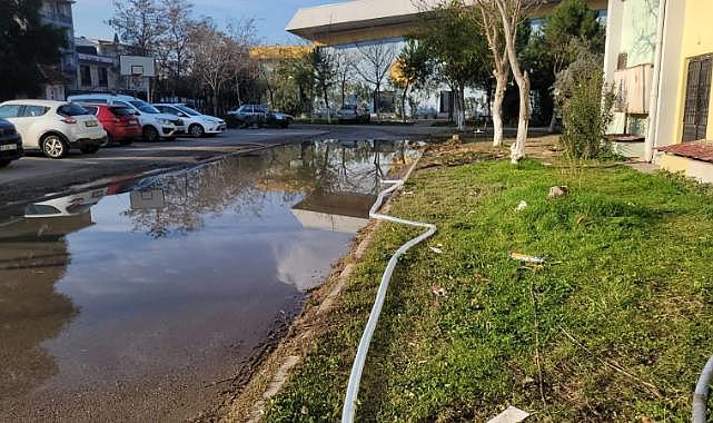 Buca Işılay Saygın Güzel Sanatlar Lisesi&#039;nde hijyen faciası: &quot;Yemekhane mi tuvalet mi belli değil!&quot;