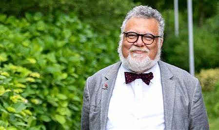 Celal Şengör&#039;den köfteci reklamı!