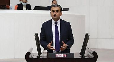 CHP'li Bulut: CHP'li belediyeleri silkeleyin talimatı verenlerin gücü, Demirören'e yetmiyor mu?