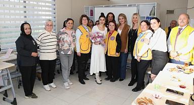 Çiğli Belediyesi'nden Kadınlara Eğitim Desteği: Okuma Yazma Kursu