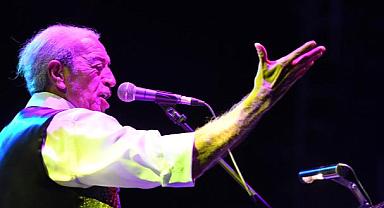 Edip Akbayram yoğun bakımda