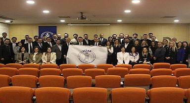 EGİAD’da Yeni Dönem Başladı: M. Kaan Özhelvacı Başkanlık Görevini Devraldı