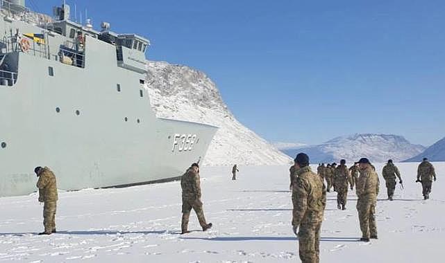 Fransa Grönland’a Asker Gönderiyor: Trump’ın Açıklamalarına Cevap Gecikmedi