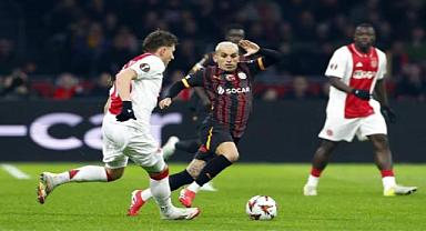 Galatasaray Ajax'ı yenemedi, play off'a kaldı: 2-1