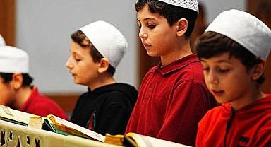 Gençler daha dindar! Maneviyatı güçlü bir nesil geliyor