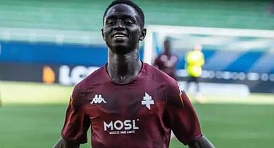 Göztepe'ye Fransa'dan 19'luk golcü transferi! Kanatta da oynuyor