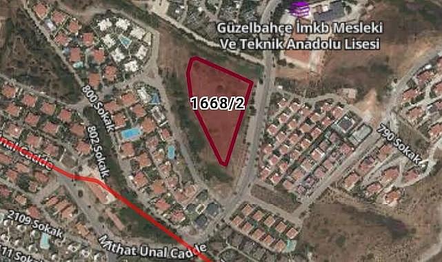 Güzelbahçe’de Kamu Arazileri Satışı Tartışma Yaratıyor: Belediye Başkanı Eylem Çağrısı Yaptı