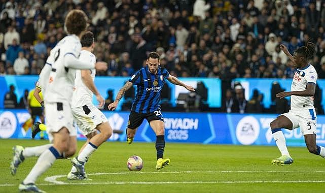 Hakan Çalhanoğlu&#039;lu Inter Süper Kupa&#039;da finalde!
